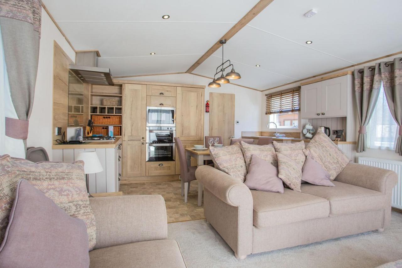Sandy Balls Holiday Village Fordingbridge Exterior foto